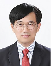 문준희 교수(학과장)